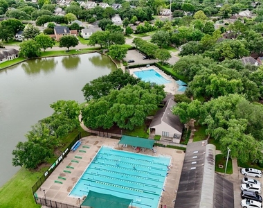2711 Colony - Photo Thumbnail 25