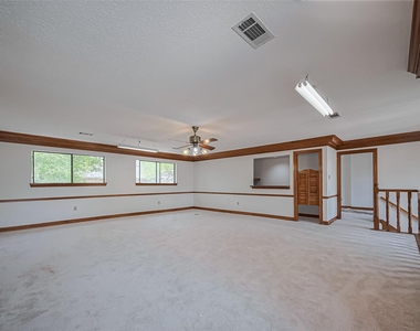 18307 Champion Forest Drive - Photo Thumbnail 28