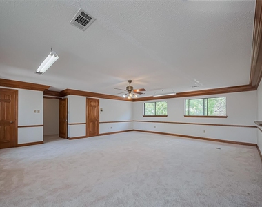 18307 Champion Forest Drive - Photo Thumbnail 30