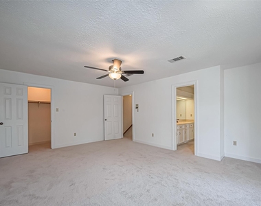 18307 Champion Forest Drive - Photo Thumbnail 17