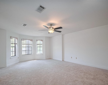18307 Champion Forest Drive - Photo Thumbnail 16