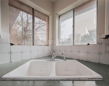 4015 Black Locust Drive - Photo Thumbnail 7
