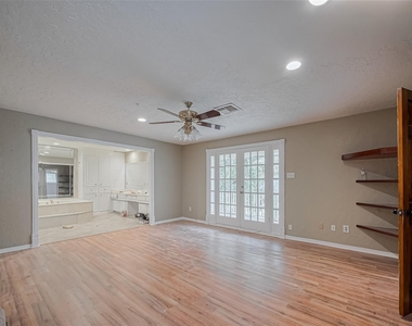 4015 Black Locust Drive - Photo Thumbnail 27