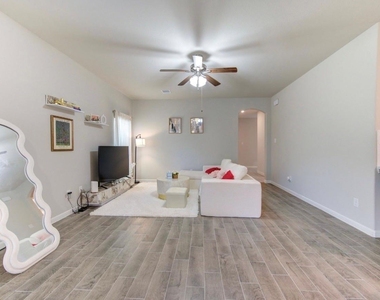 22827 Ephesus Avenue - Photo Thumbnail 1