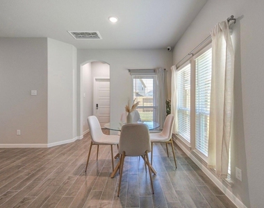 22827 Ephesus Avenue - Photo Thumbnail 11