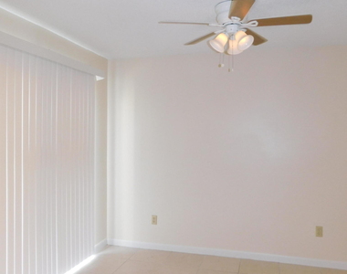 236 Chandler Street - Photo Thumbnail 7