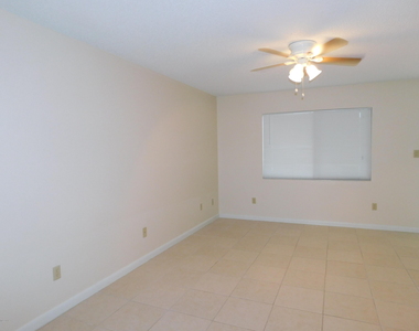 236 Chandler Street - Photo Thumbnail 2