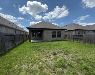 10727 Bridgeport Path Court - Photo Thumbnail 20
