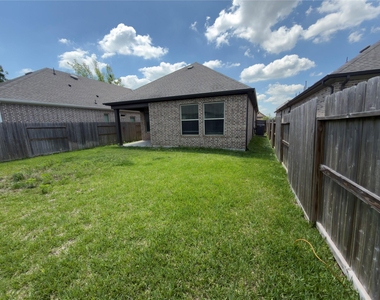 10727 Bridgeport Path Court - Photo Thumbnail 21