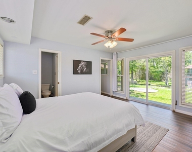 1217 Glade Street - Photo Thumbnail 12