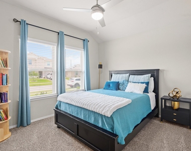 4326 Orsini Lane - Photo Thumbnail 8