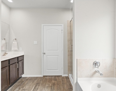 4326 Orsini Lane - Photo Thumbnail 14