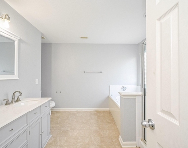 6638 Autumn Sunset Lane - Photo Thumbnail 10