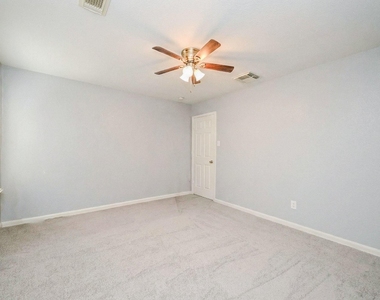 6638 Autumn Sunset Lane - Photo Thumbnail 15