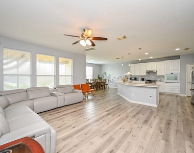 6638 Autumn Sunset Lane - Photo Thumbnail 4