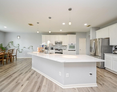 6638 Autumn Sunset Lane - Photo Thumbnail 5