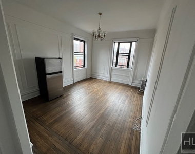 Tiemann Place - Photo Thumbnail 1