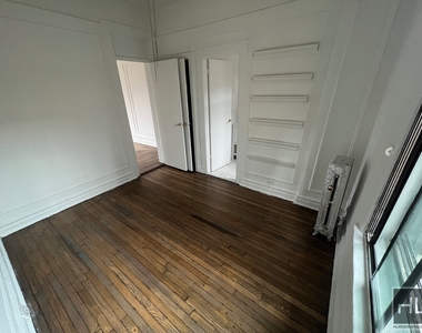 Tiemann Place - Photo Thumbnail 3
