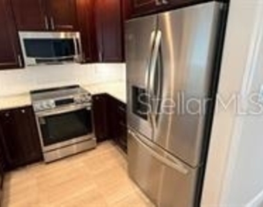 2802 Pass A Grille Way - Photo Thumbnail 10