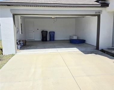 10316 Shady Preserve Drive - Photo Thumbnail 21