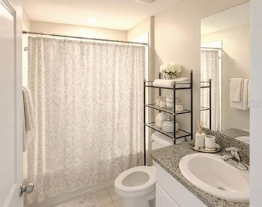 10316 Shady Preserve Drive - Photo Thumbnail 16