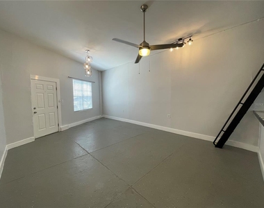 2305 W Texas Avenue - Photo Thumbnail 9