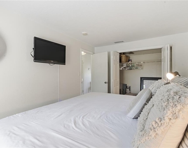 5162 Salmon Drive Se - Photo Thumbnail 11
