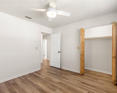 297 Monte Cristo Boulevard - Photo Thumbnail 30
