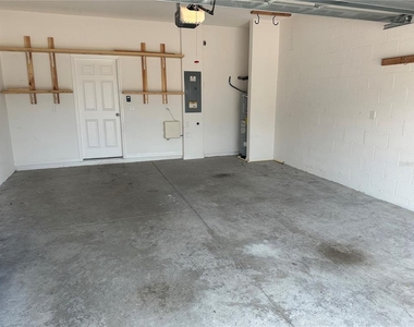 4394 Sailplane Court - Photo Thumbnail 20
