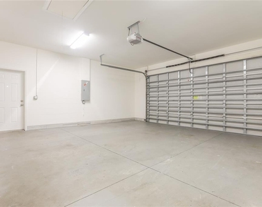 2369 Mistleto Lane - Photo Thumbnail 13