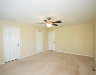 11919 Castine Street - Photo Thumbnail 15