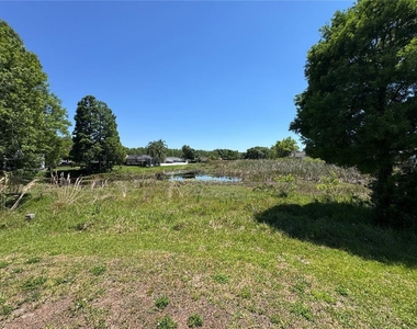 21606 Rosewood Court - Photo Thumbnail 24