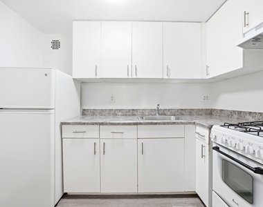 33 Gold Street - Photo Thumbnail 11