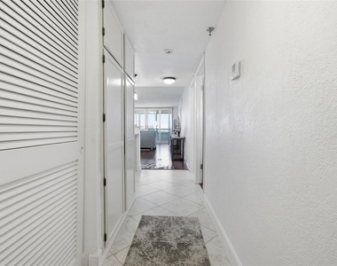 17900 Gulf Boulevard - Photo Thumbnail 7