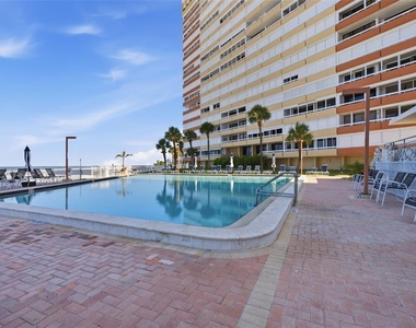 17900 Gulf Boulevard - Photo Thumbnail 30