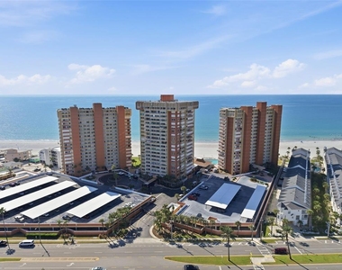 17900 Gulf Boulevard - Photo Thumbnail 3