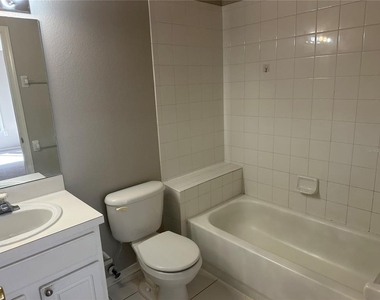1239 Kennewick Court - Photo Thumbnail 16