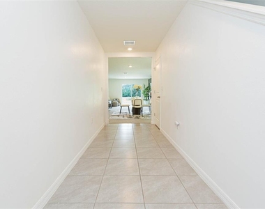 36703 Spanish Rose Drive - Photo Thumbnail 3