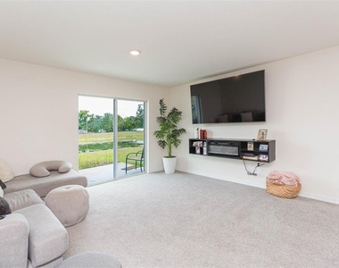 36703 Spanish Rose Drive - Photo Thumbnail 15