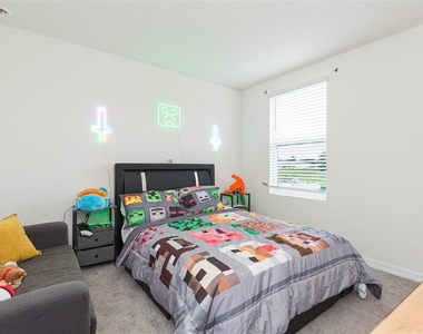 36703 Spanish Rose Drive - Photo Thumbnail 36