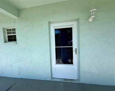 1706 Belleair Forest Drive - Photo Thumbnail 10