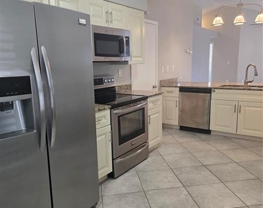 787 Arthurs Court - Photo Thumbnail 2