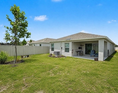 14919 Sterling Spur Avenue - Photo Thumbnail 17