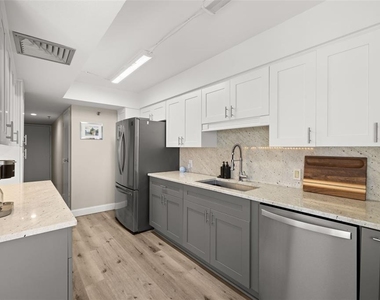 3301 Bayshore Boulevard - Photo Thumbnail 26