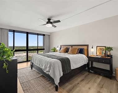 3301 Bayshore Boulevard - Photo Thumbnail 35