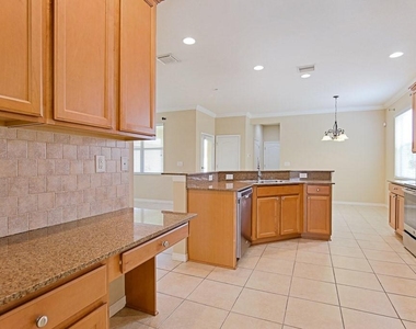 4615 Watson Woods Way - Photo Thumbnail 8