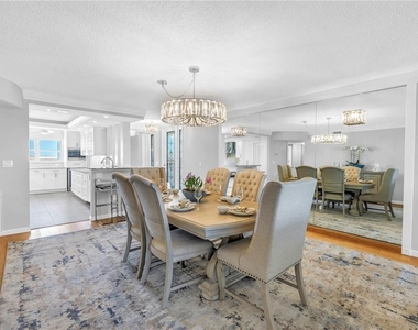 6020 Shore Boulevard S - Photo Thumbnail 13