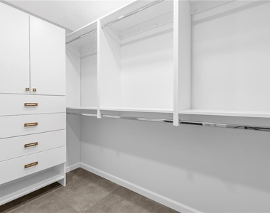 6020 Shore Boulevard S - Photo Thumbnail 31