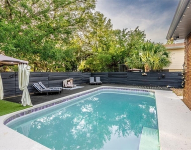 518 Crestover Drive - Photo Thumbnail 33