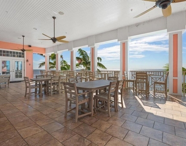5110 Coquina Key Drive Se - Photo Thumbnail 31
